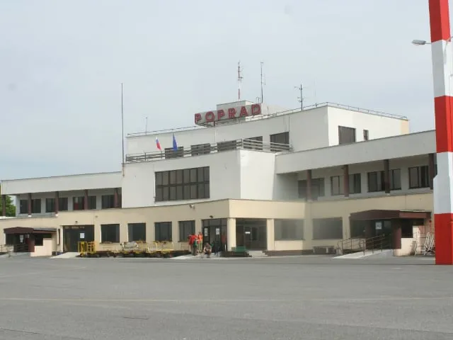 机场场地