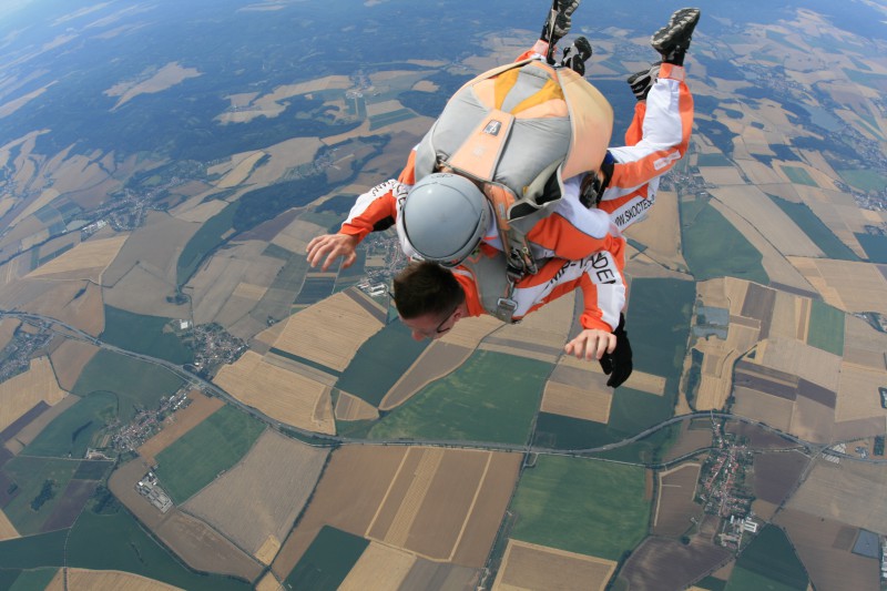 saut en parachute en tandem