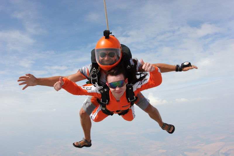 saut en parachute en tandem