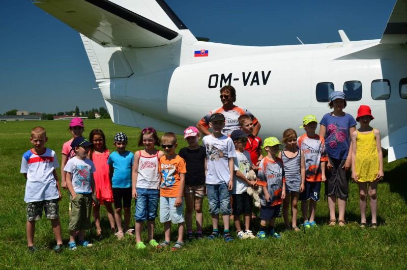 día del niño en el aeródromo de Prostějov