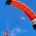 Flug am Fallschirm