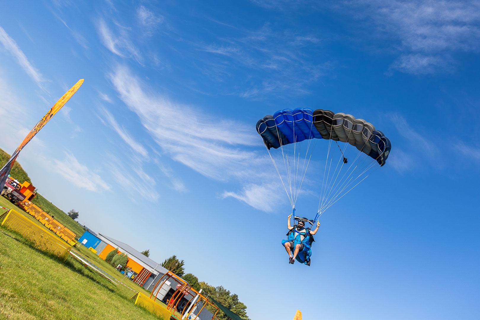 parachutiste à l'atterrissage