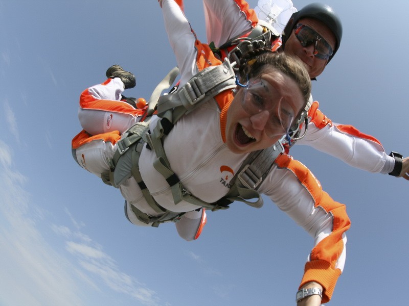 Tandem-Fallschirmsprung - freier Fall