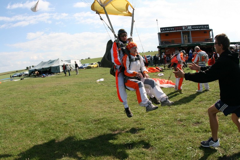 Tandem-Fallschirmsprung - Landung