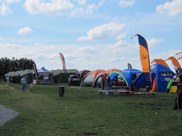 Vector Festival für Fallschirmspringer