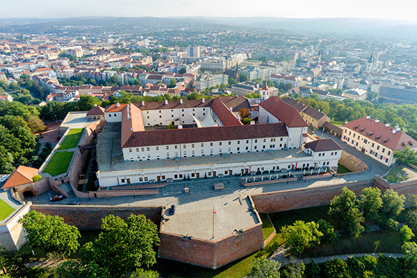 Tandemový seskok Brno